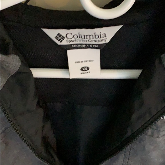 Columbia Omni-Shade jacket - Picture 2 of 3